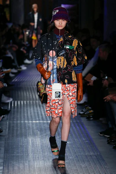 Look 31